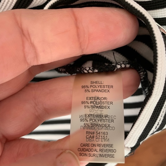 Calvin Klein Ribbed Top Size Small - Picture 6 of 7